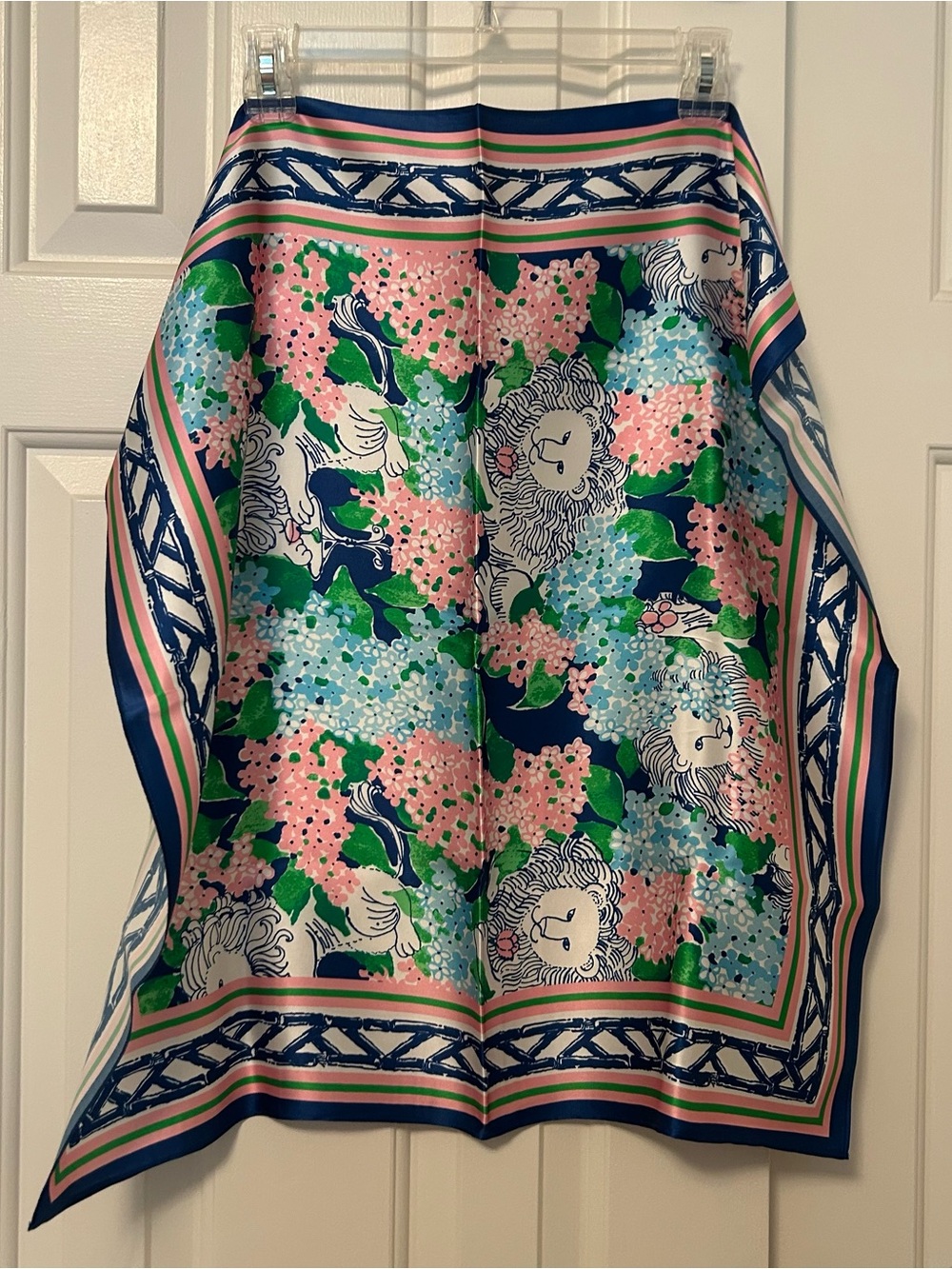 Lilly Pulitzer Silk Scarf Square Starlight Navy Lydia the Lion New in Box GWP